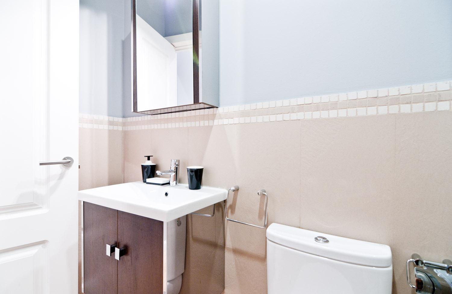 Cozy Apartment In Central مدريد المظهر الخارجي الصورة